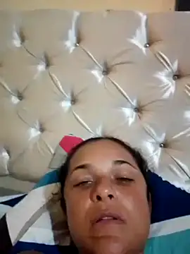 GiveLove1's cam snapshot