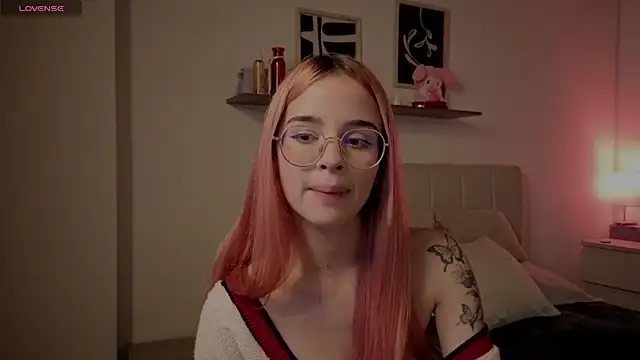 Roxxy_mora's cam snapshot