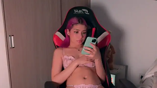 angelinhaaa's cam snapshot