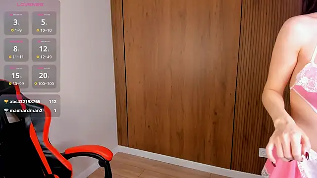 Semilia_son's cam snapshot