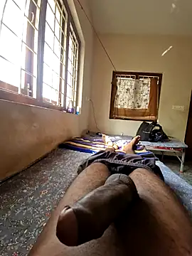 Yours_daddy6728's cam snapshot