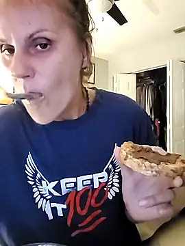 Scarlettishere's cam snapshot