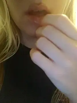 Linda_999's cam snapshot