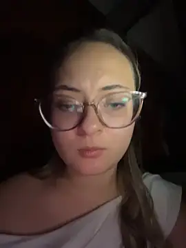 Lilaa2305's cam snapshot