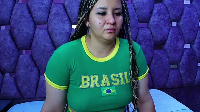 AlaSmith's cam snapshot