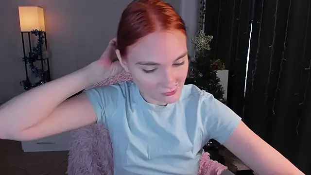 ReddHotPipper's cam snapshot