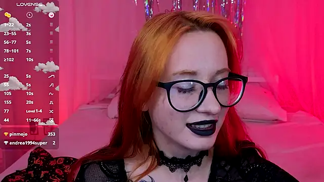 WICKEDEMBER's cam snapshot