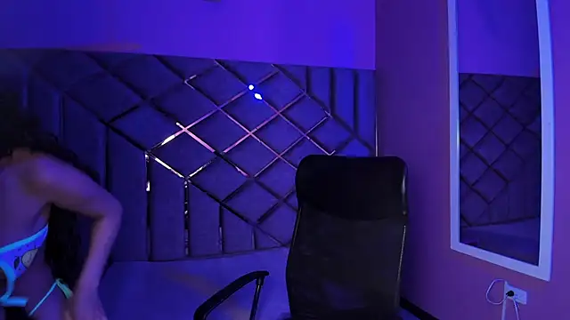 Poly_Sasha_'s cam snapshot