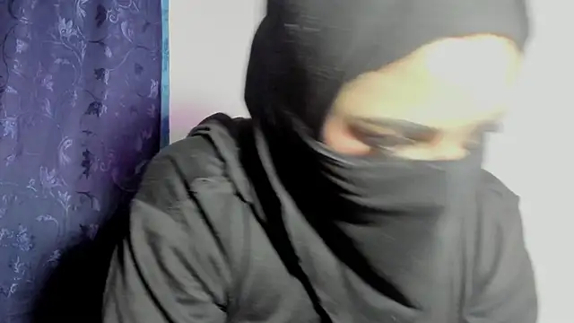 Azahara_ahmad's cam snapshot