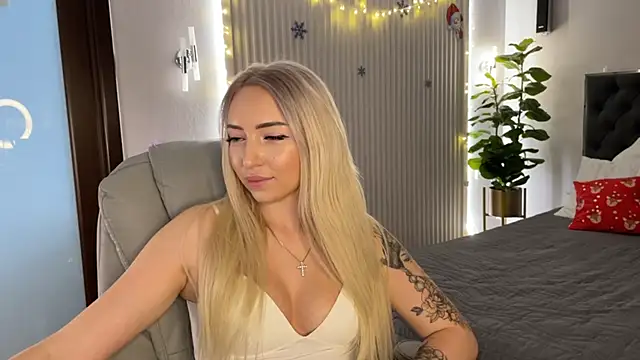 OhMyEmma's cam snapshot