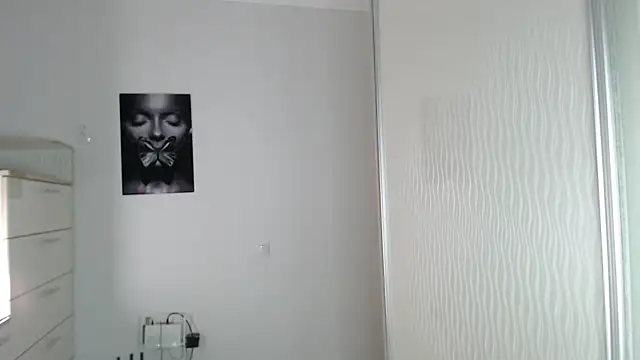 niia_mur's cam snapshot