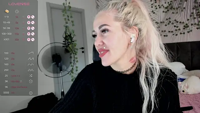 Kira_Key's cam snapshot