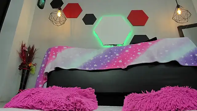 martinaclark's cam snapshot