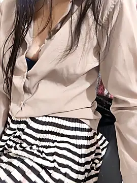 Shalu_G's cam snapshot