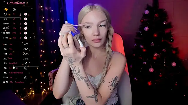 AnyaTaylor_'s cam snapshot