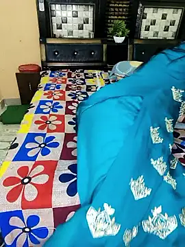 PRIYA_22's cam snapshot