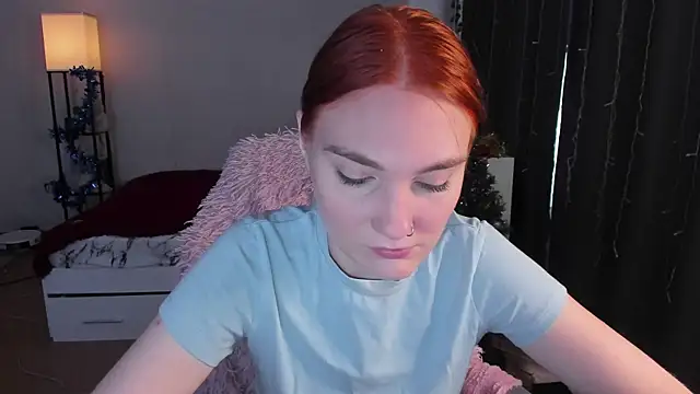 ReddHotPipper's cam snapshot