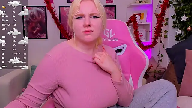 art_lovee's cam snapshot