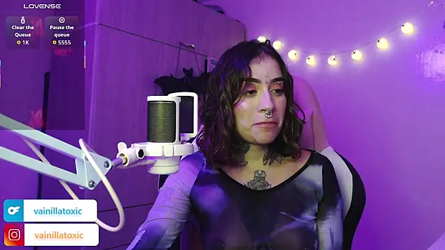 vainilla_doll's cam snapshot