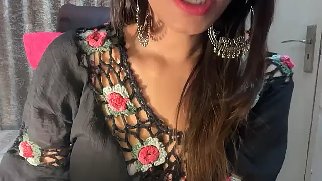 Cupid_of_Hearts's cam snapshot