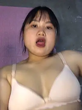 dovia-ba's cam snapshot