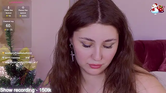 KiraBarlows live sex cam