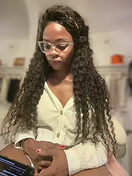 CharlottX's cam snapshot