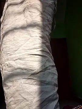 Aruna-1 live sex cam