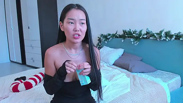 AsianCheek's cam snapshot