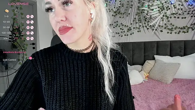 Kira_Key's cam snapshot