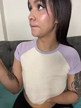 Isabella-Teen's cam snapshot