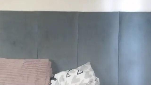 Jah-Queen's cam snapshot