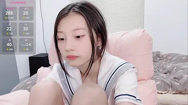 lris-Beauty live sex cam