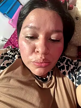 Lovelipsbig's cam snapshot