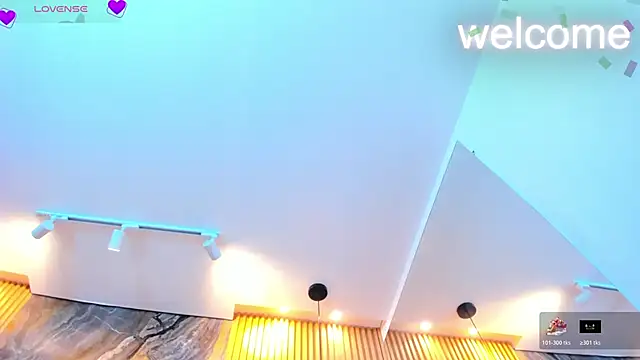 ella_harper's cam snapshot