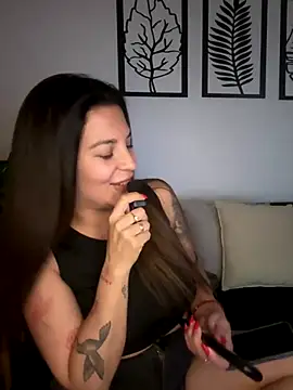 Flor_aura30's cam snapshot