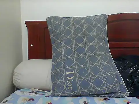 Dumani99's cam snapshot