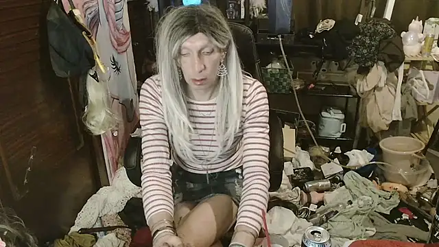 Ombeline1 live sex cam