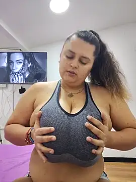 Miss_balloonsmila live sex cam