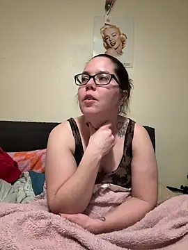 Hotmess_express420 live sex cam