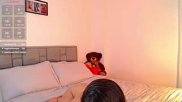 x_isabela_x's cam snapshot