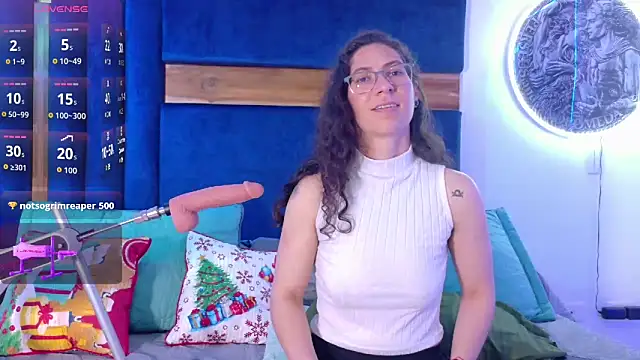 Andromeda-jade's cam snapshot