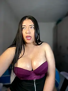 cami_ortiz__'s cam snapshot