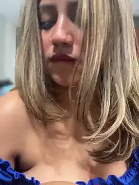 -Adrilux-'s cam snapshot