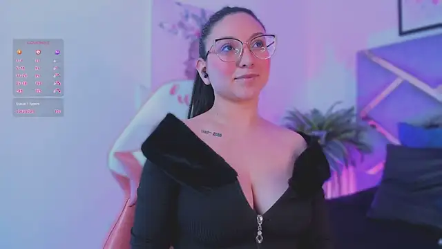 lucy_neil's cam snapshot