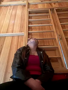 phungtiti live sex cam