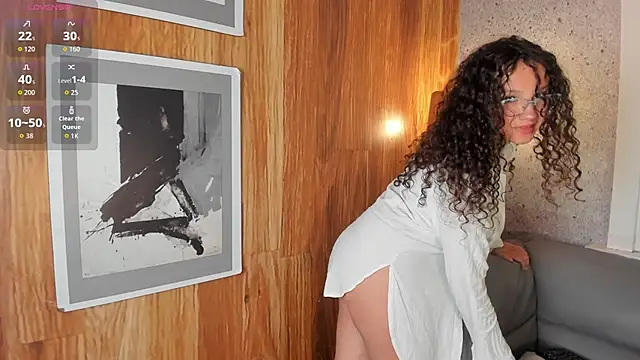 LucyLovelyy's cam snapshot