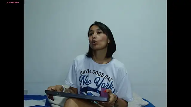 Gia_Lee's cam snapshot