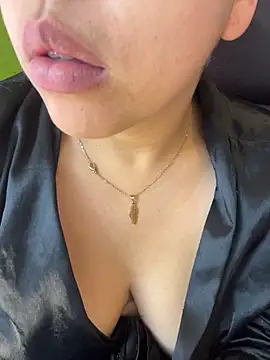 zahra_Jalid live sex cam