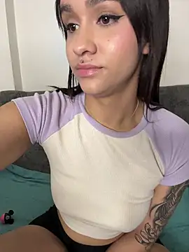 Isabella-Teen's cam snapshot